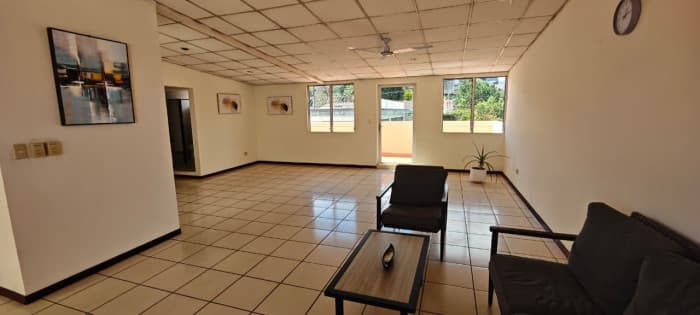 Apartamento en alquiler en San Benito Flats - foto 1