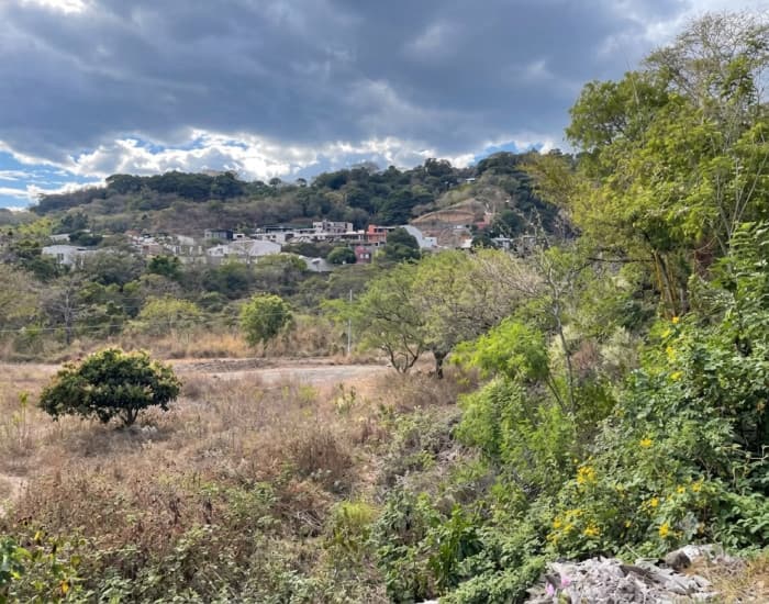 Terreno con vista a la ciudad Colonia Escalón - foto 1