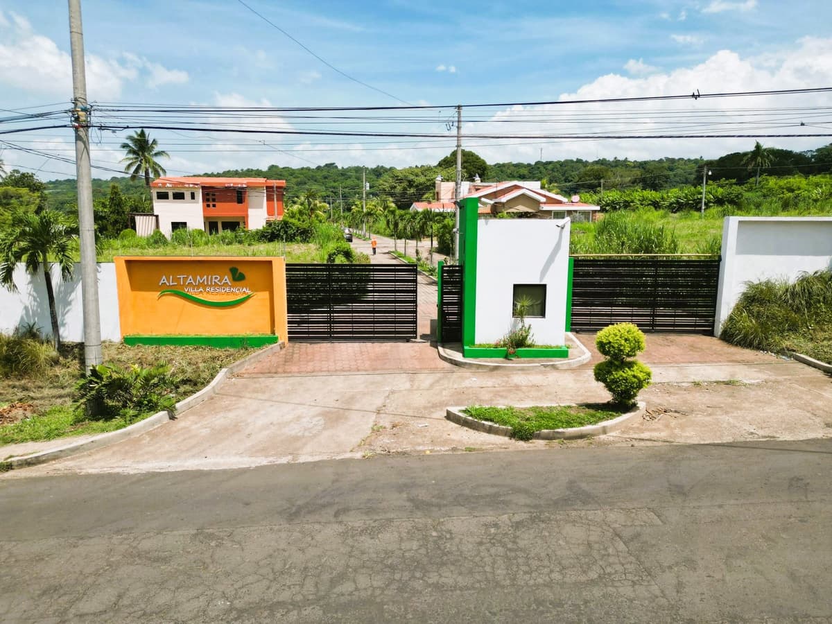 Terreno dentro de residencial privada Sonsonate - foto 1