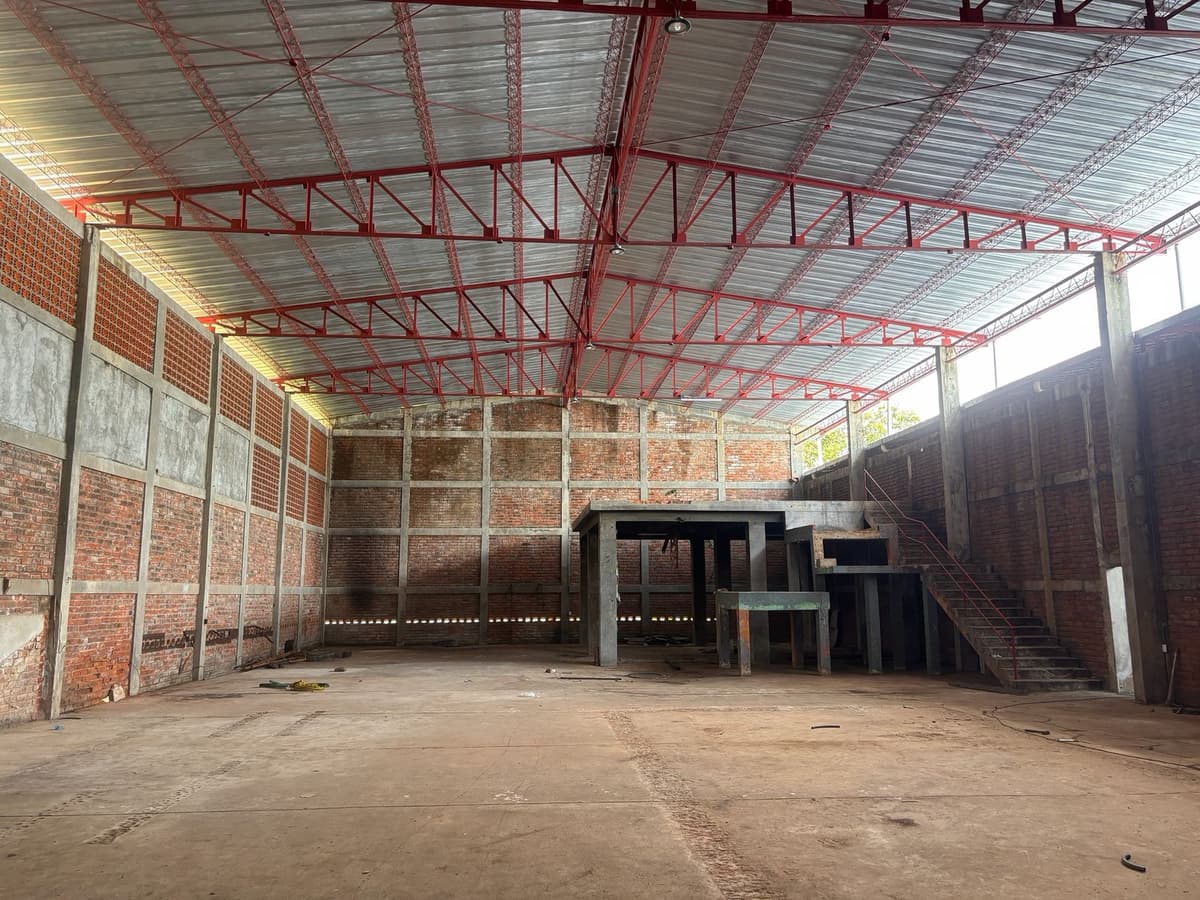 1,988 Mts de Bodega en venta o alquiler cerca frontera - foto 1