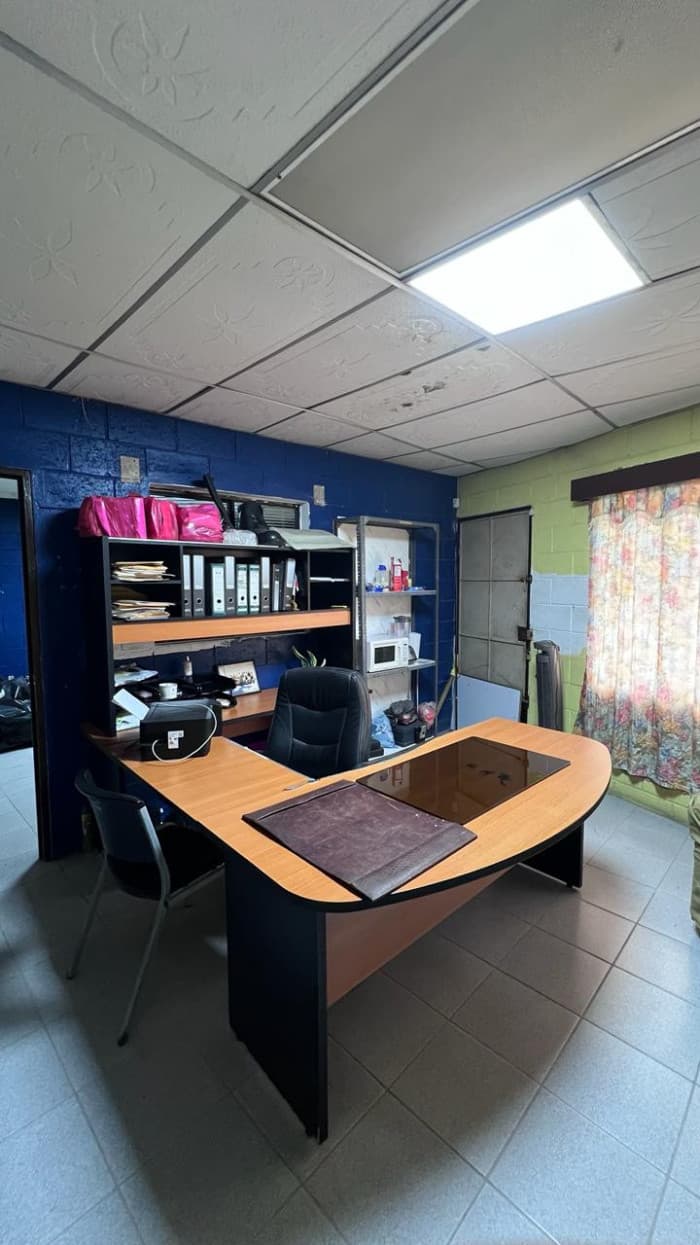 Casa en Venta para Inversión en San Bartolo Ilopango - foto 1