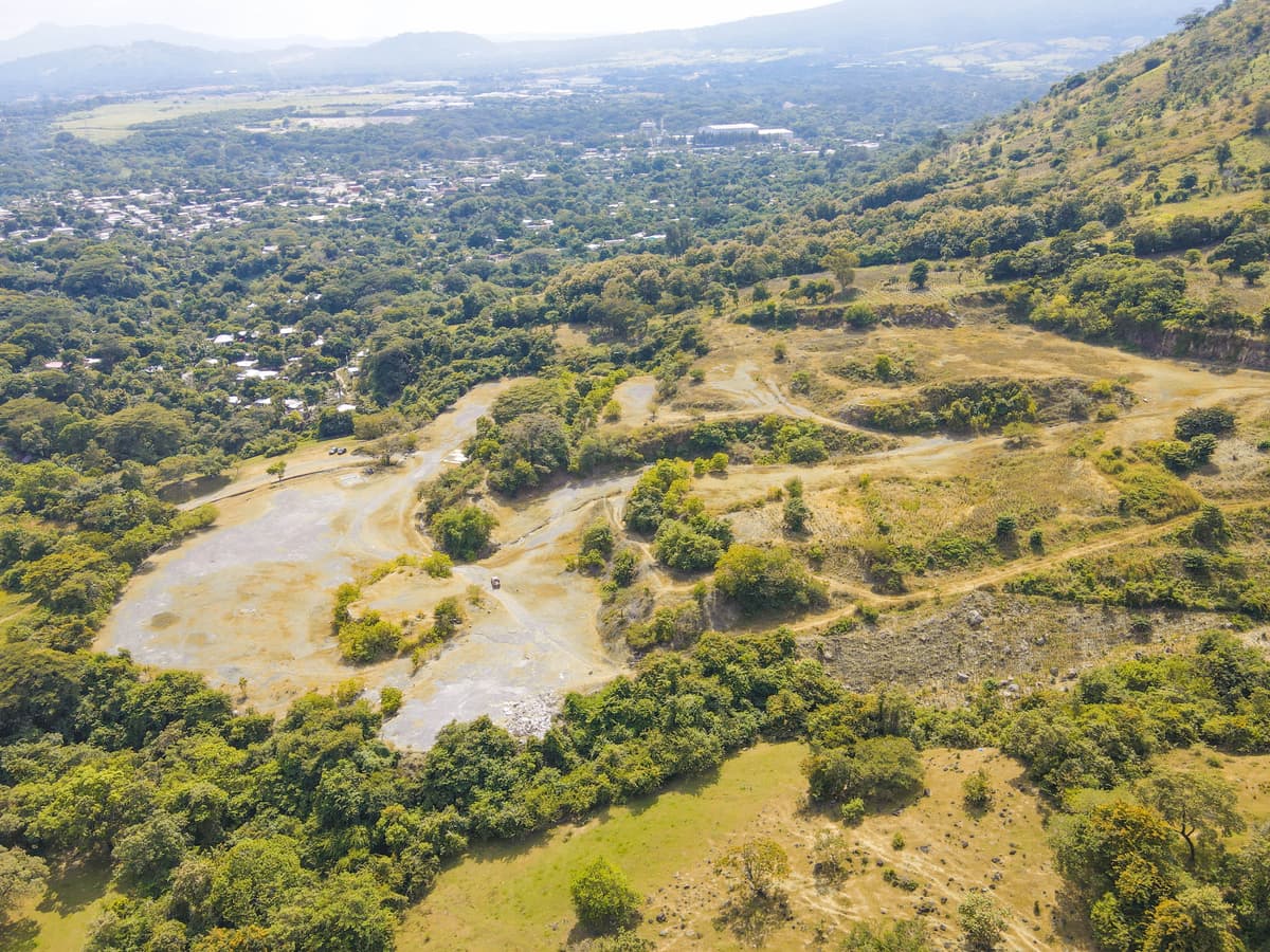 14 manzanas de terreno en venta en Joya Galana Nejapa  - foto 1