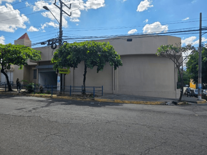 Local comercial en el Centro de Soyapango - foto 1