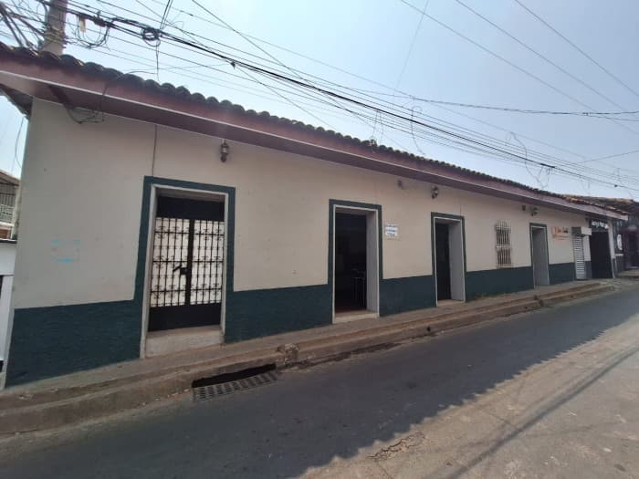 Alquiler Casa Comercial grande en Sensuntepeque Cabañas - foto 1