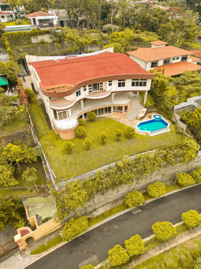 Casa en Venta en Sierra Santa Elena  - foto 1