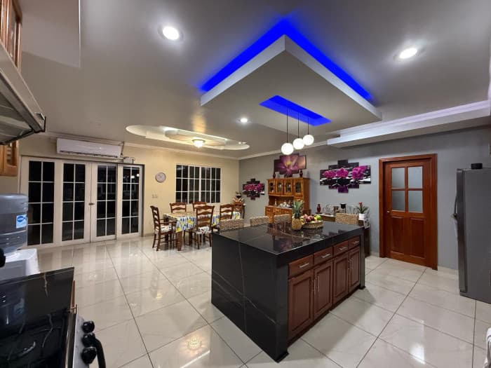 Casa remodelada Quintas de San Antonio terreno grande - foto 1
