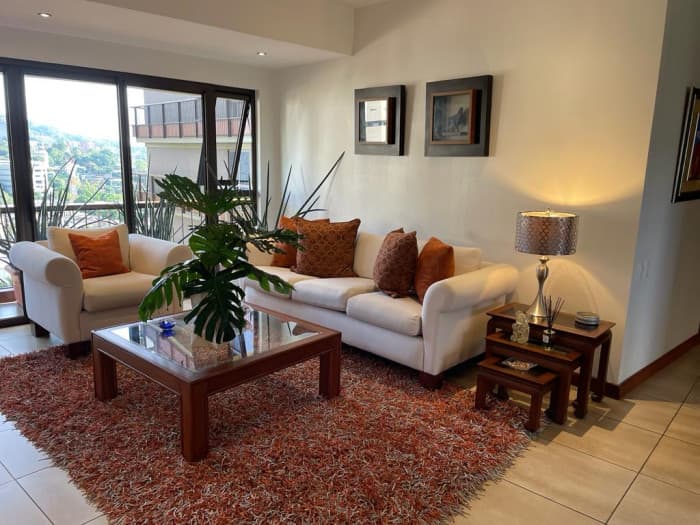 Alquilo apartamento amueblado en Torre 105 Campestre - foto 1