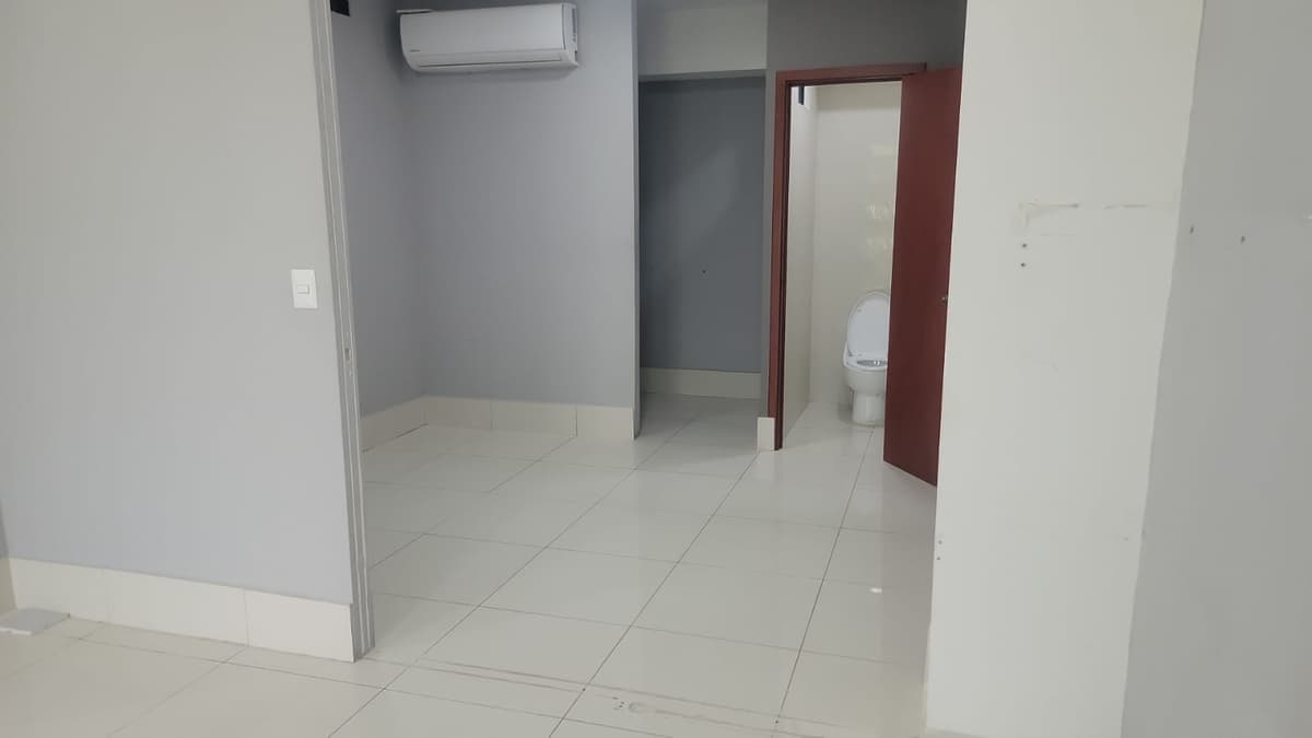 Oficina en alquiler en San Miguel - foto 1