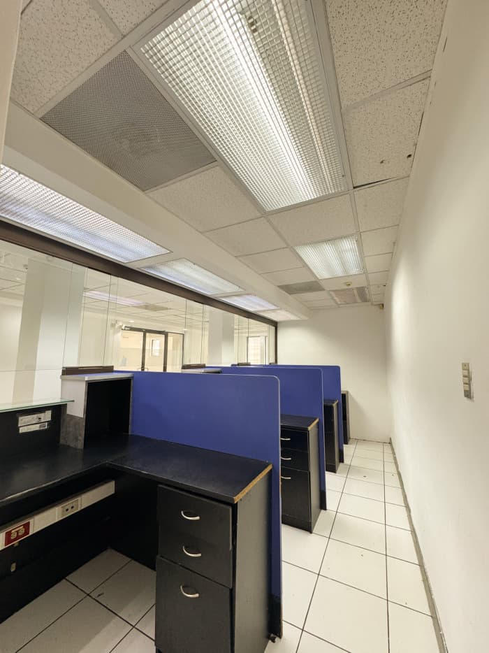 Espacio corporativo en el corazón bancario de Santa Ana - foto 3