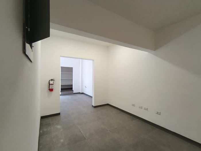 Casa con uso comercial en alquiler en Colonia Escalón - foto 4