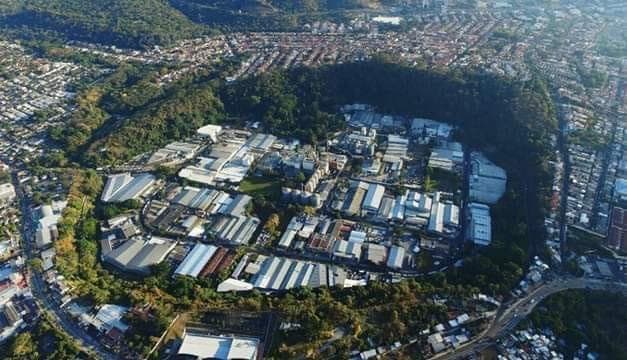 Bodega en Plan de la Laguna 5,751 metros cuadrados - foto 3