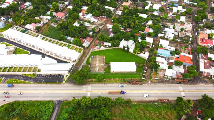 Propiedad de 5,248 varas por By Pass de Sonsonate  - foto 4