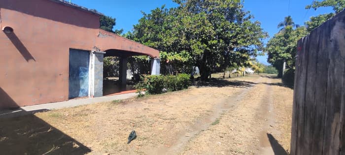 Vendo terreno Costa del Sol frente Estero 9,440 varas - foto 2