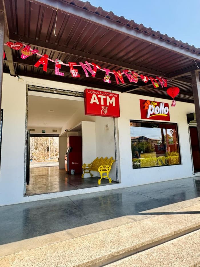Local disponible en alquiler en Puerto Plaza - foto 3
