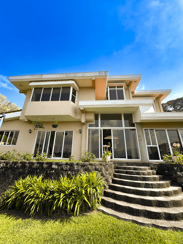 Casa en venta en Portones de Madreselva - foto 2