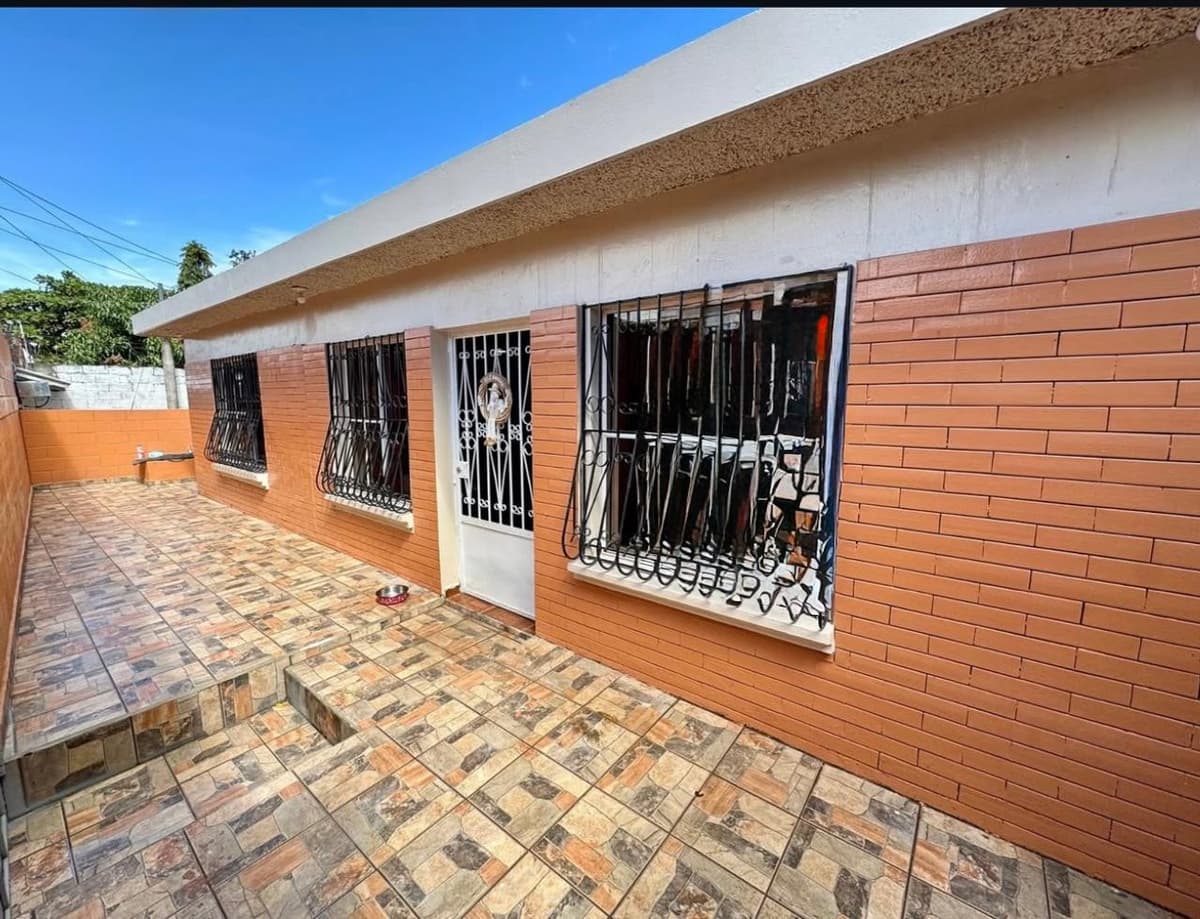 Amplia propiedad en venta en Nuevo Cuscatlán inversión - foto 2