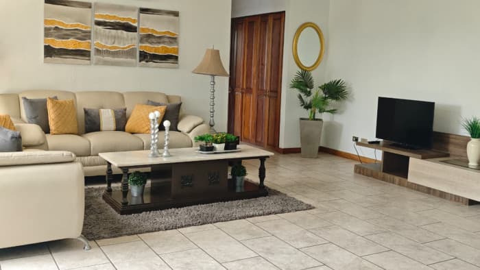 Alquilo apartamento en Las Terrazas San Benito - foto 4