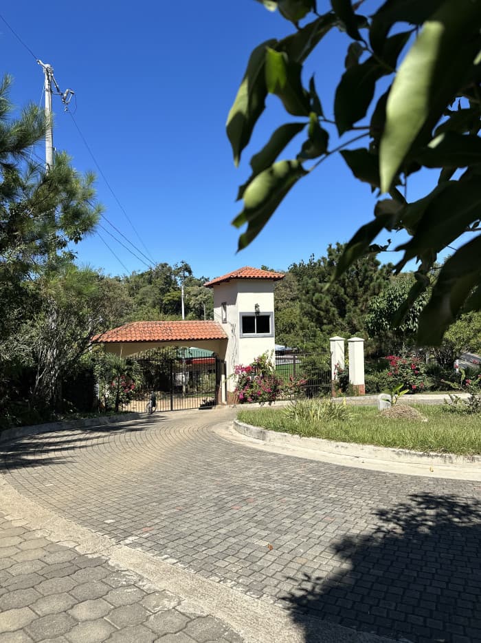 Terrenos en venta Quintas de Montecristo Santa Ana - foto 2