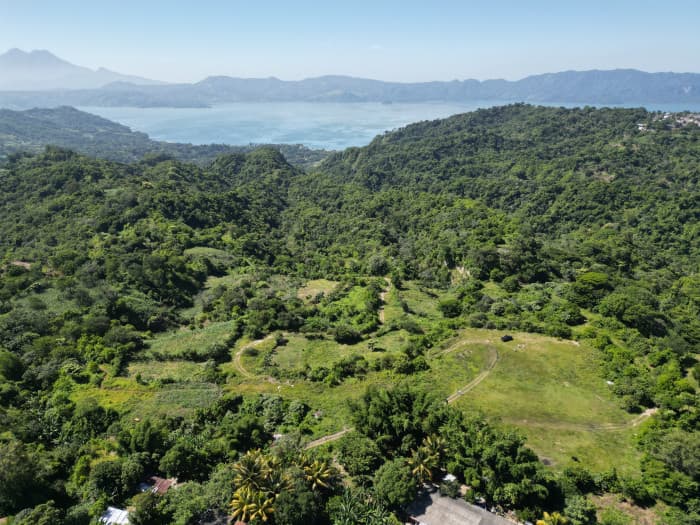 34 manzanas con vista al lago de Ilopango ideal paneles - foto 2