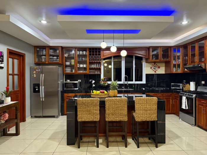 Casa remodelada Quintas de San Antonio terreno grande - foto 3