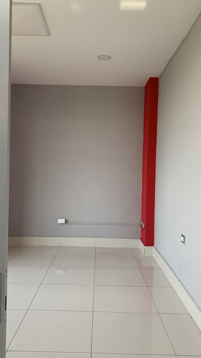 Oficina en alquiler en Santa Ana - foto 4