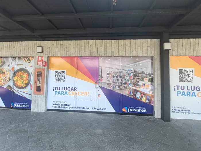 Local en alquiler Plaza Pasares Lourdes con terraza - foto 3