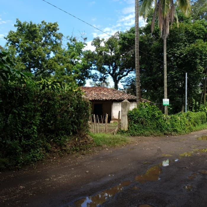 Vive a menos de 1km del Parque Arqueológico Tazumal  - foto 2