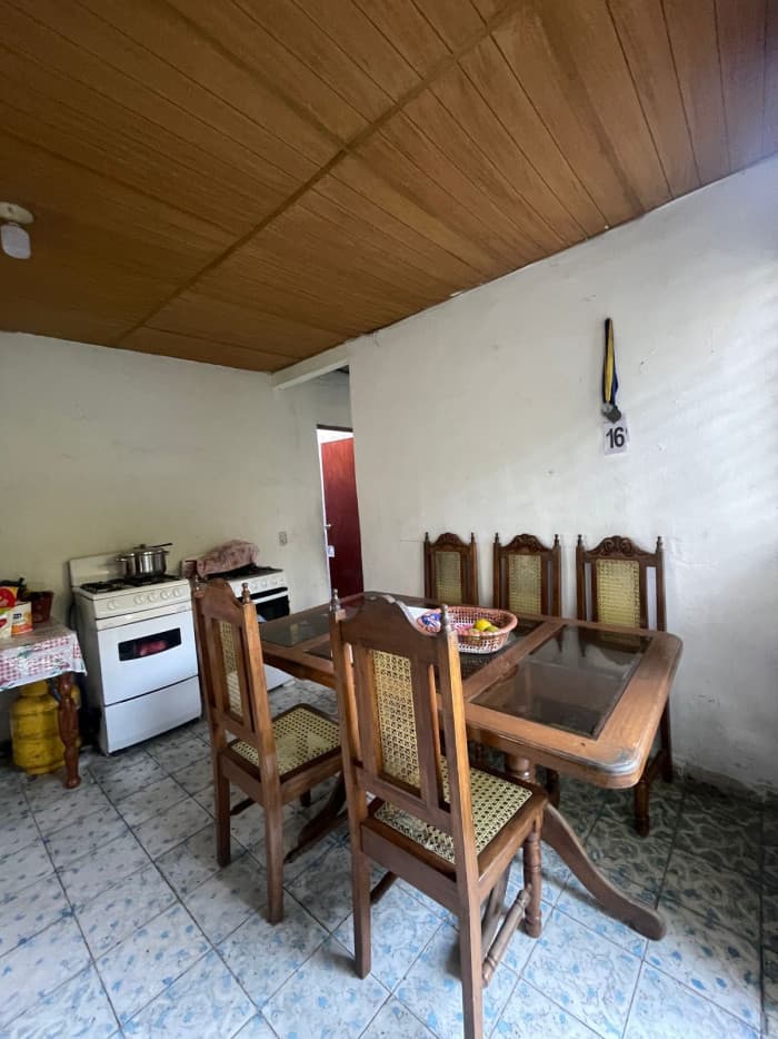 Casa en venta en San Martín con amplio terreno  - foto 3