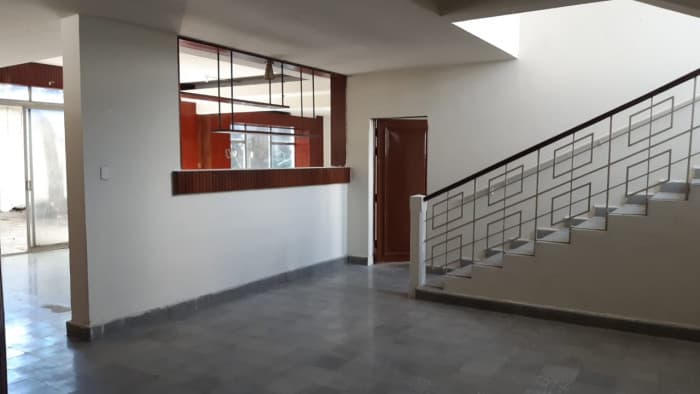Alquiler casa comercial de esquina Centro de Santa Ana  - foto 4