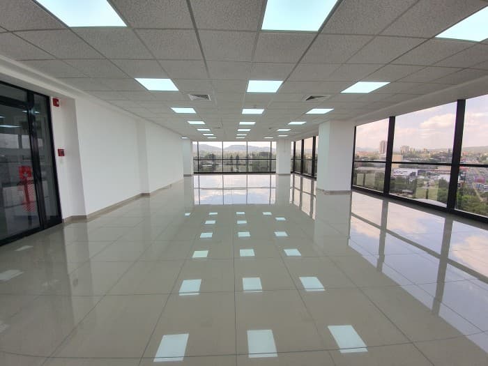 Oficina de 167 metros con acabados en Torre Corporativa - foto 3