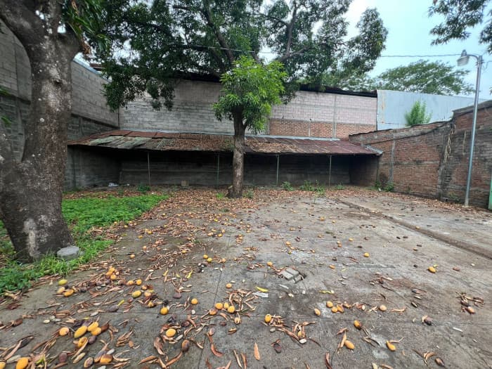 Propiedad frente a El Encuentro San Miguel en alquiler - foto 3