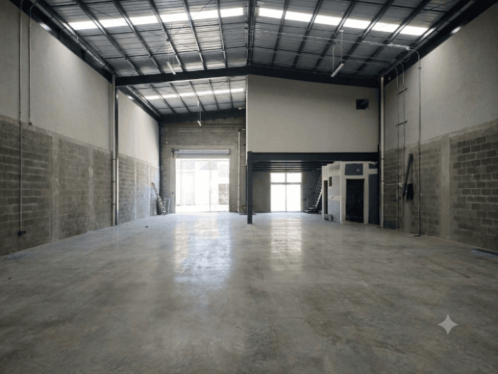 Bodega con oficina de 442 metros en Distribodegas Apopa - foto 3
