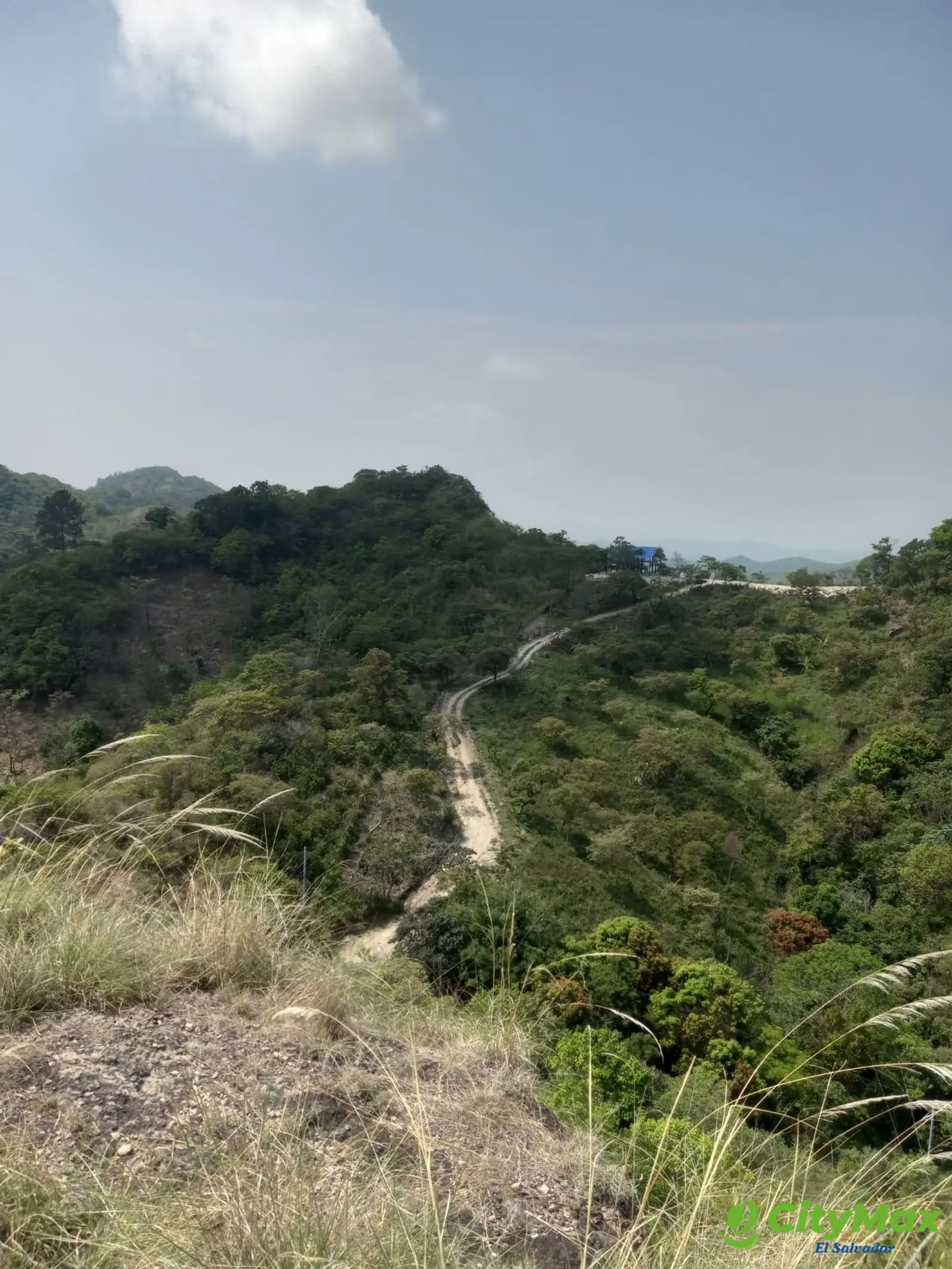 Terreno en venta en La Reina Chalatenango - foto 1