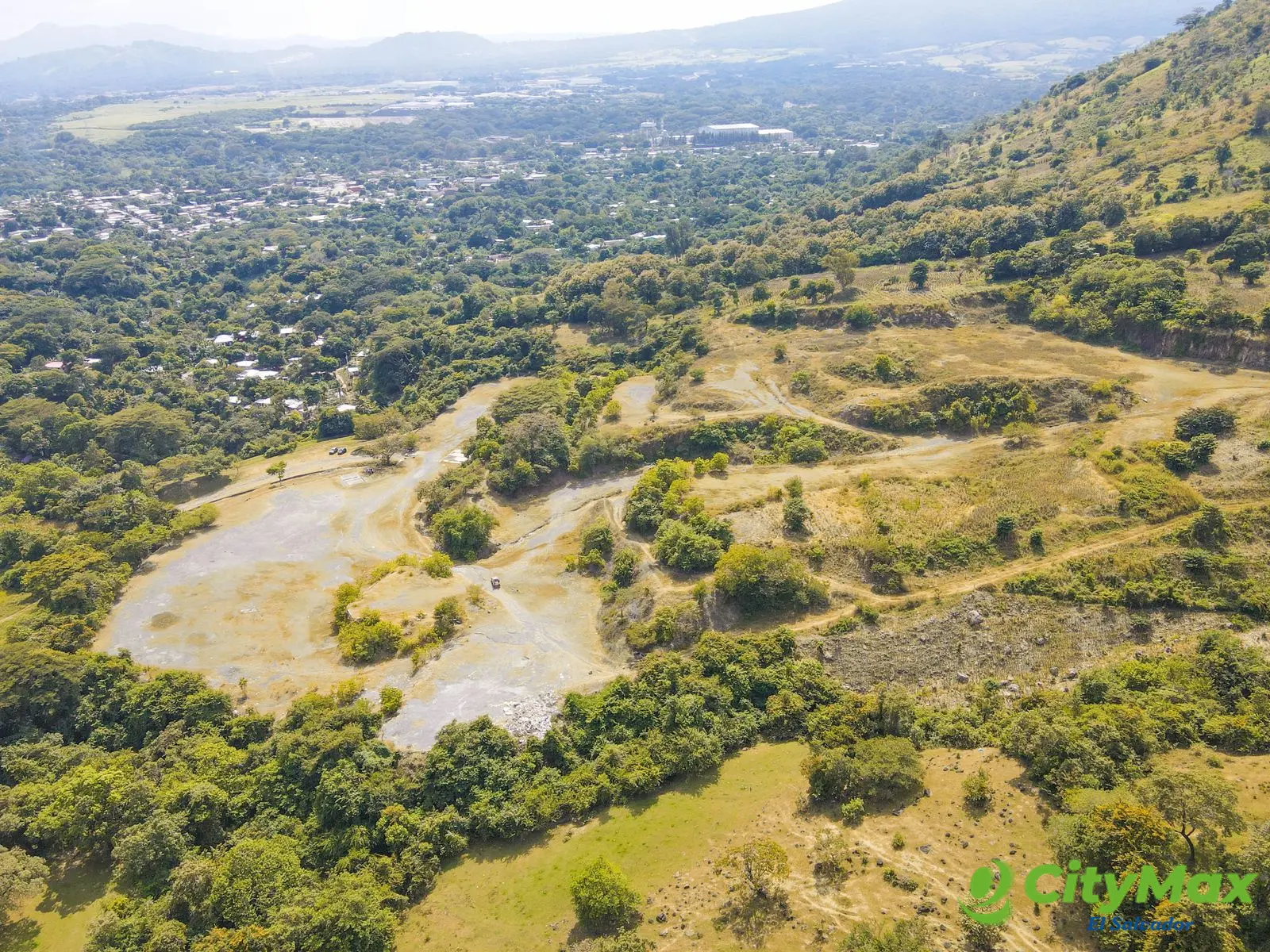 14 manzanas de terreno en venta en Joya Galana Nejapa  - foto 1