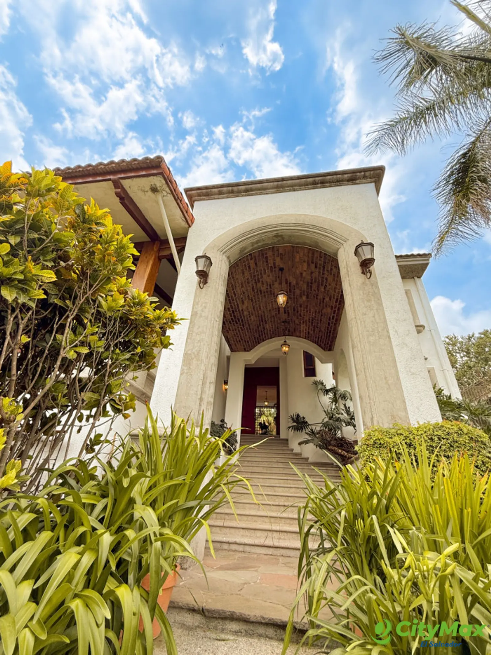 Casa exclusiva en Sierra de Santa Elena  - foto 1