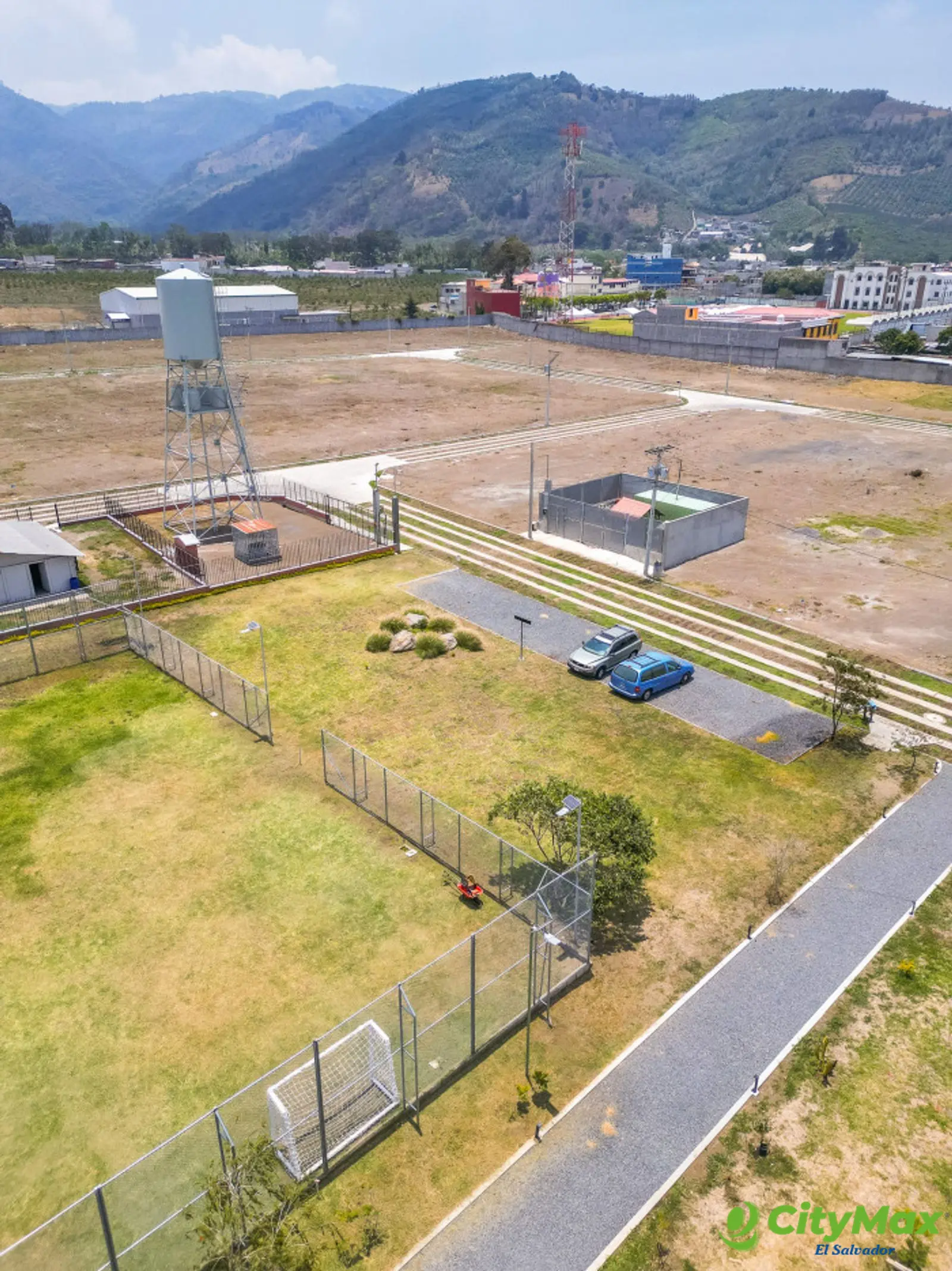 Con financiamiento terrenos a 20 minutos de Antigua - Calles adoquinadas