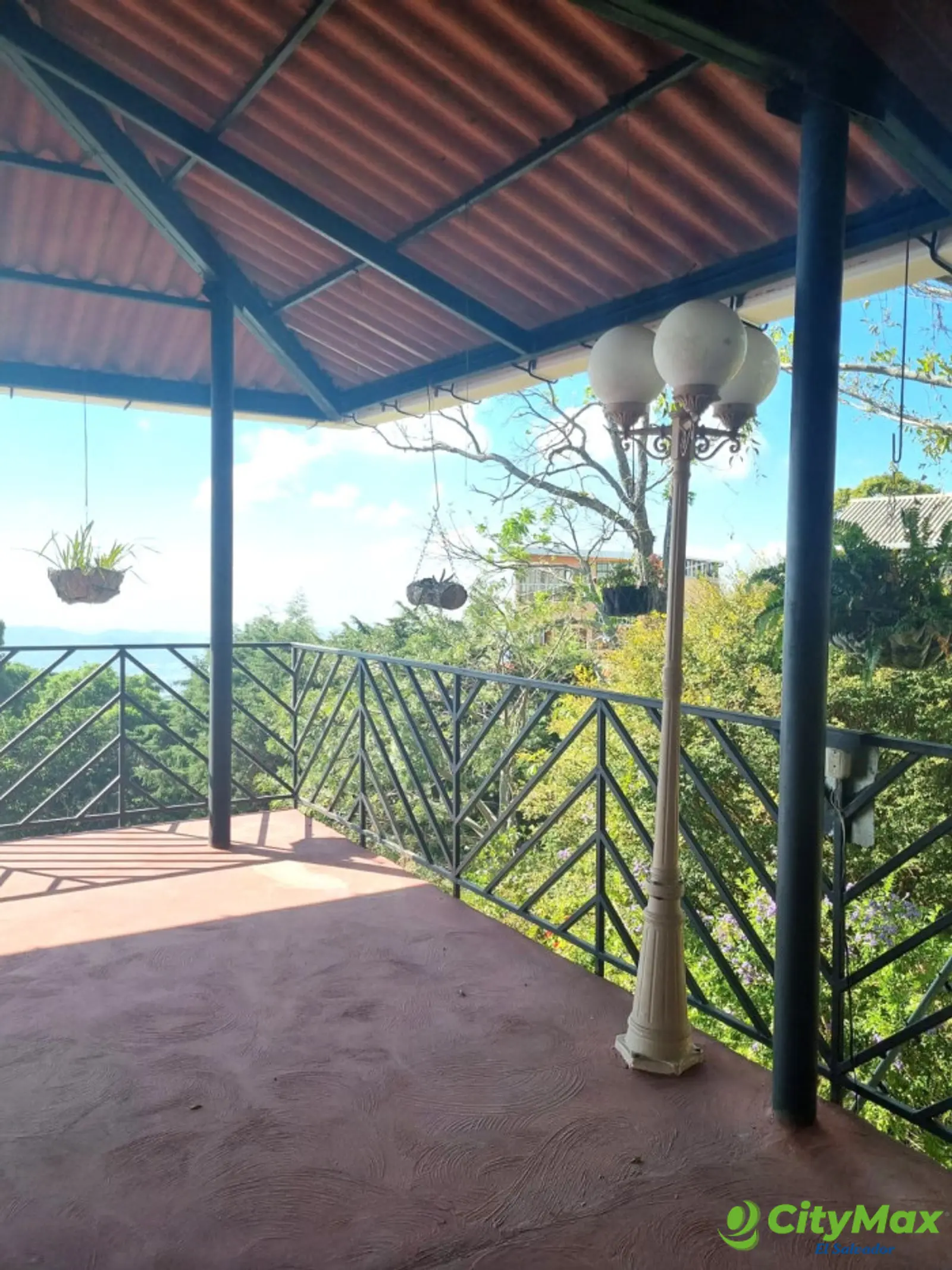 Vendo hermosa casa El Boqueron residencial o comercial - Terraza