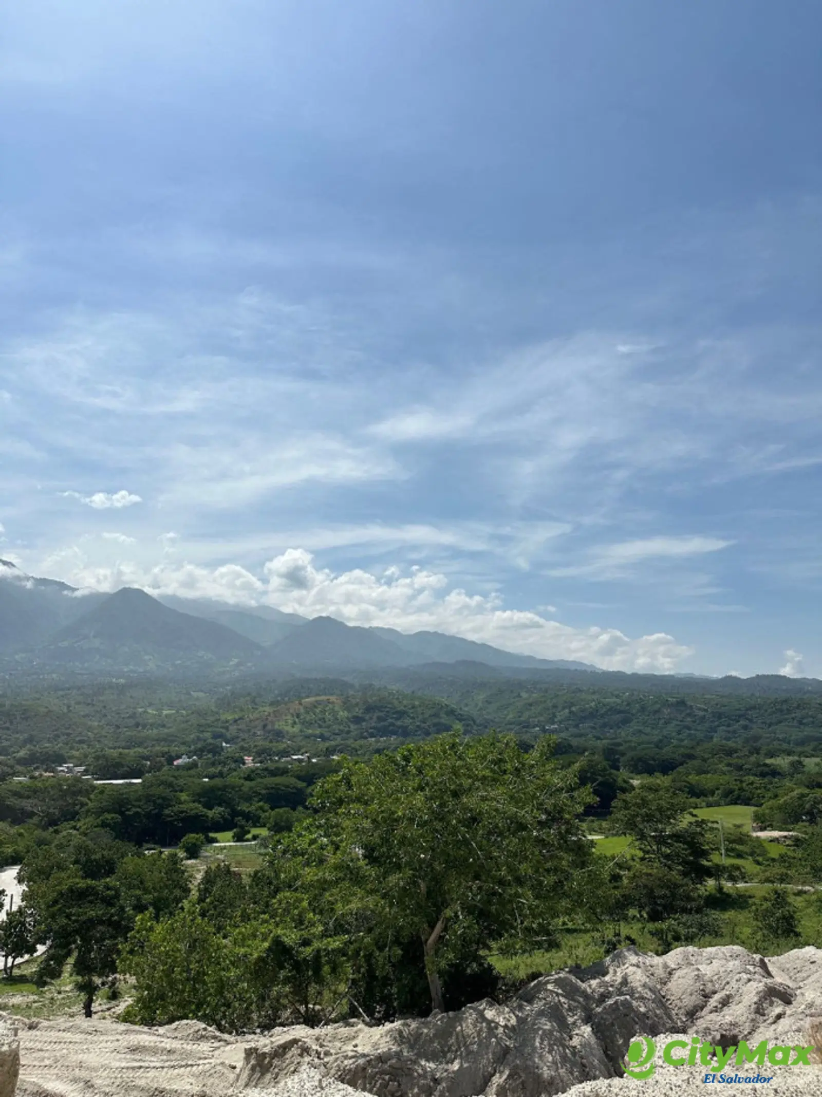 Terreno amplio en venta en Cítala Chalatenango - foto 2