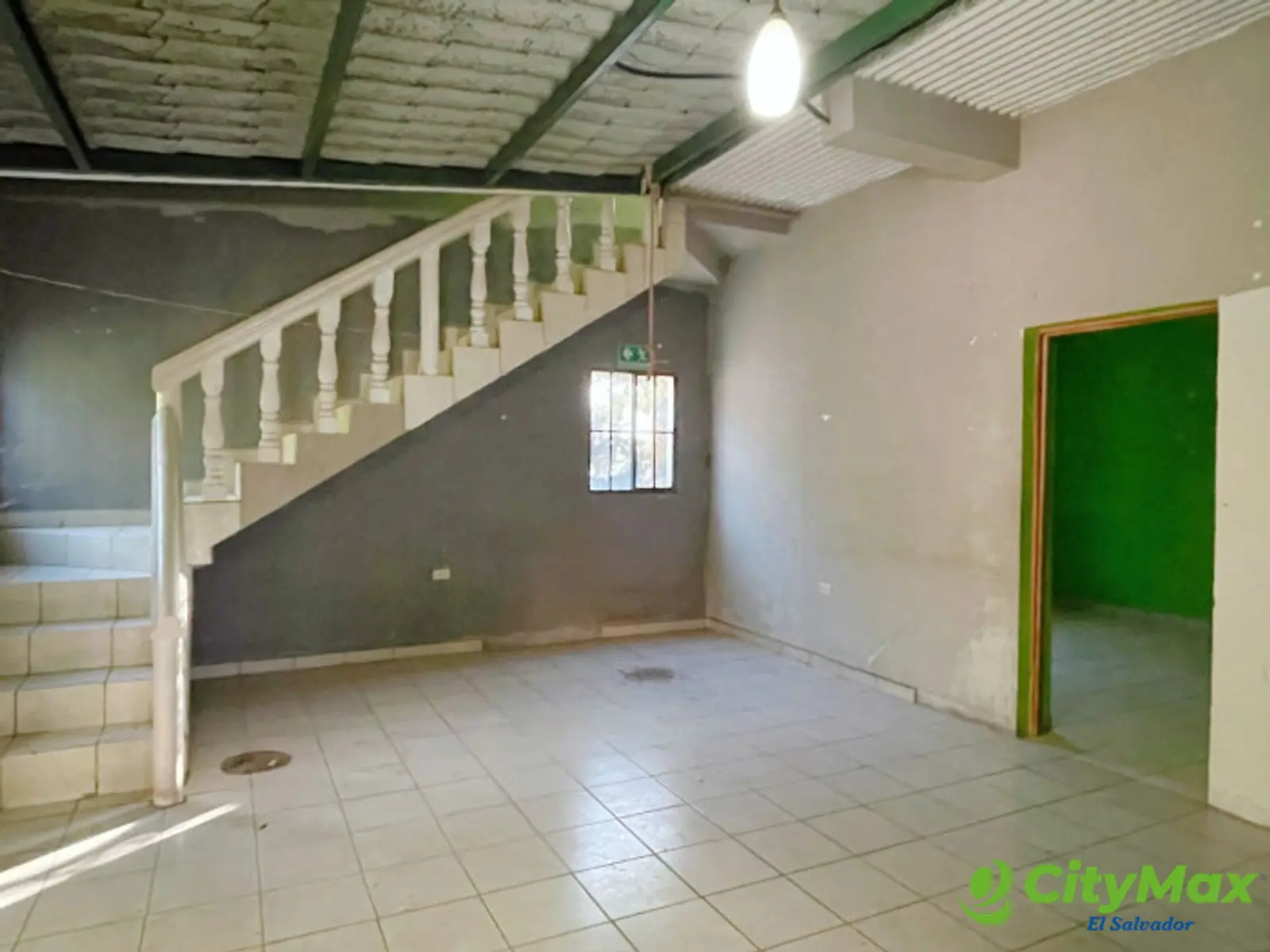 Casa de oportunidad en venta en El Rosario La Paz - Sala interior