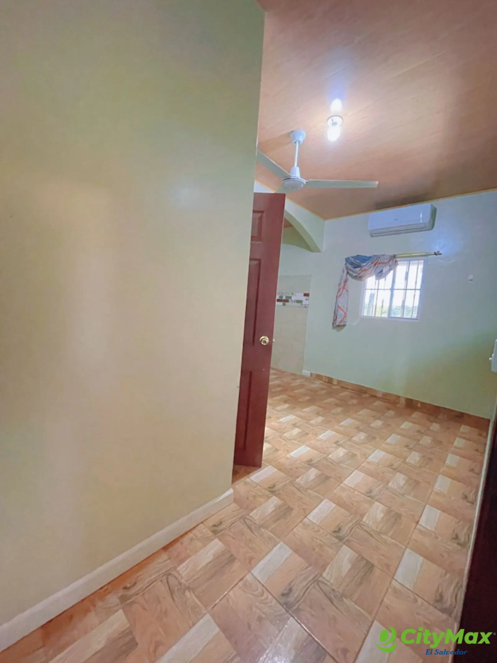 Hermosa casa en Residencial Santa Monica Chapeltique - Habitacion 3