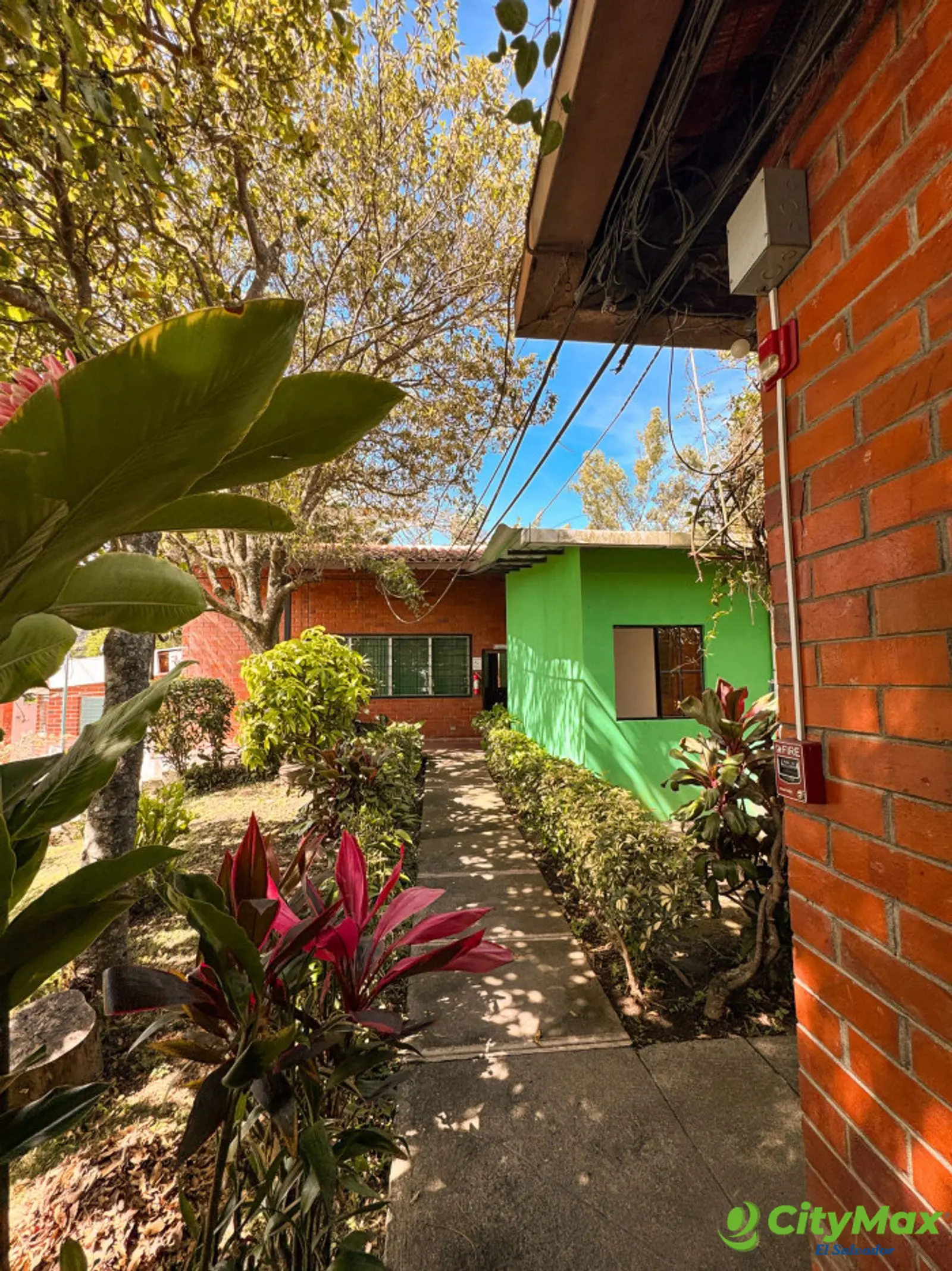 Alquilo propiedad comercial Antiguo Cuscatlán de 650m² - foto 12