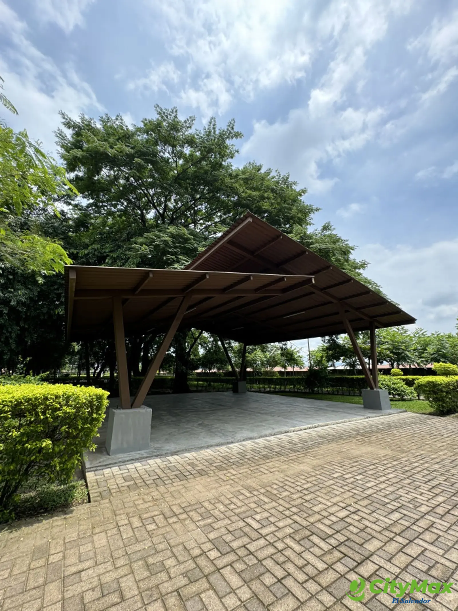 Casa en residencial privado Quintas de San Agustin - Salon para eventos dentro del parque del residencial
