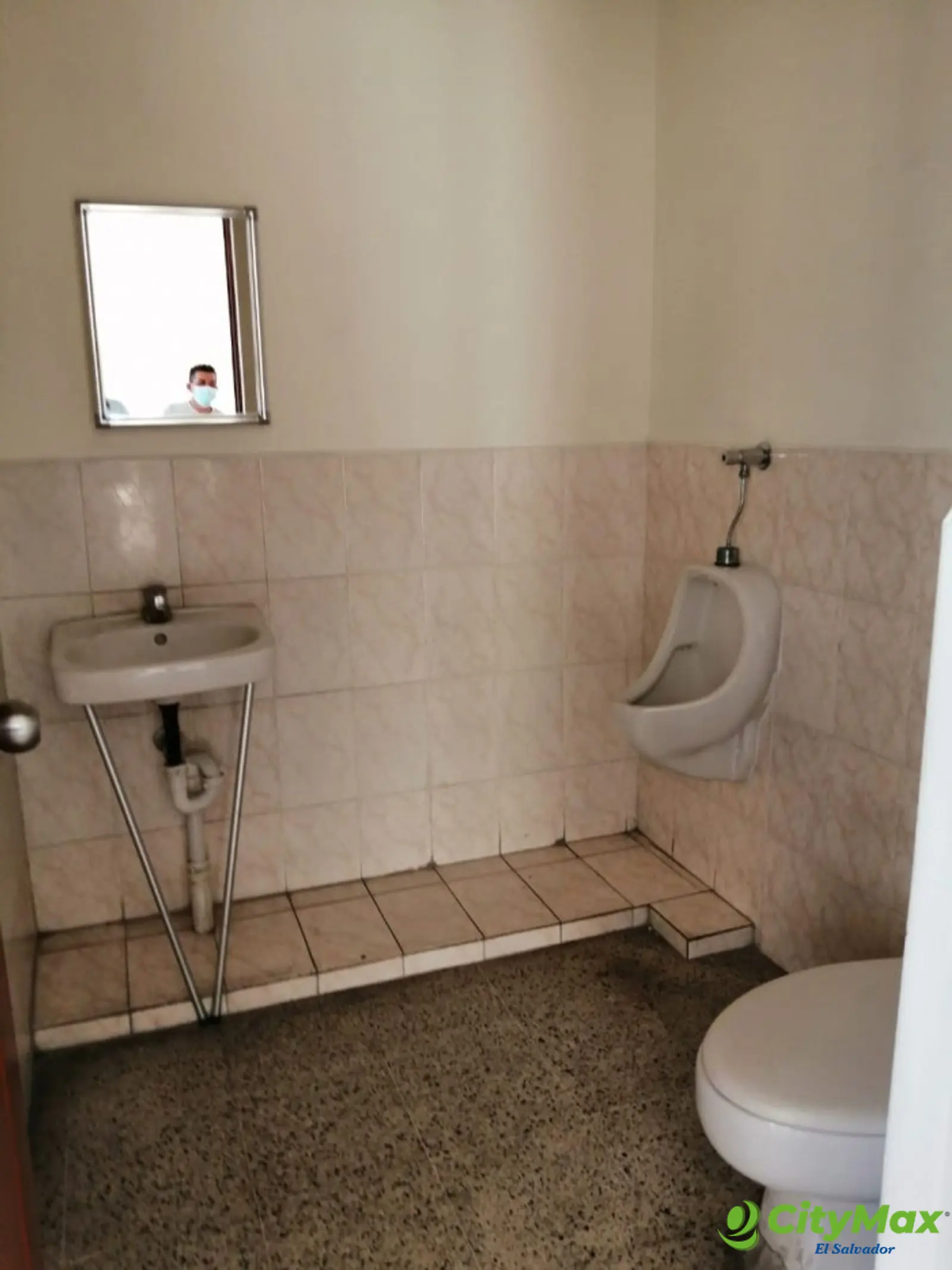 ALQUILO 460 M2 en Edificio frente a Salvador del Mundo - foto 5