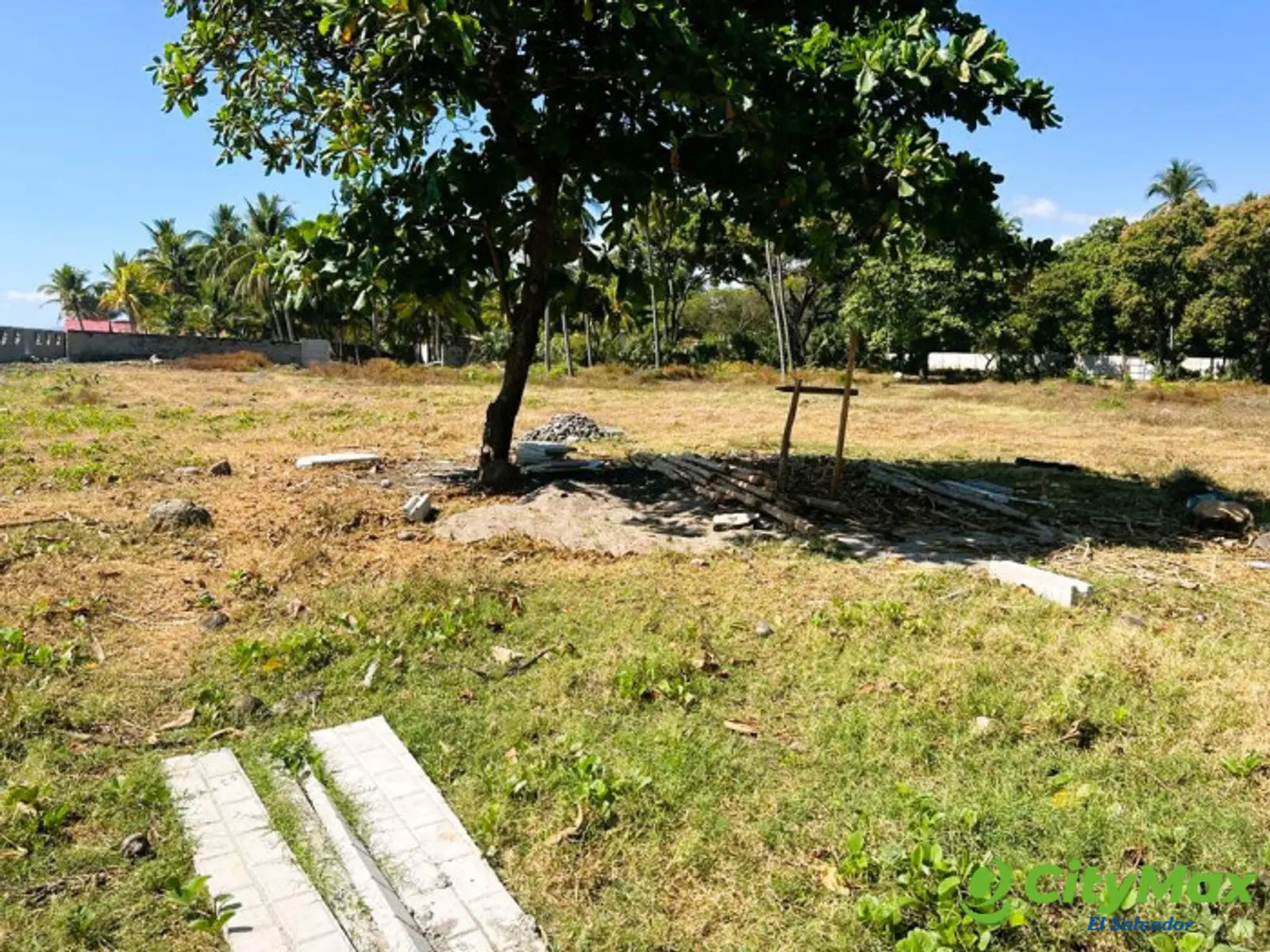 Terreno de 2 Mz orilla de playa Surf City La Libertad - foto 3