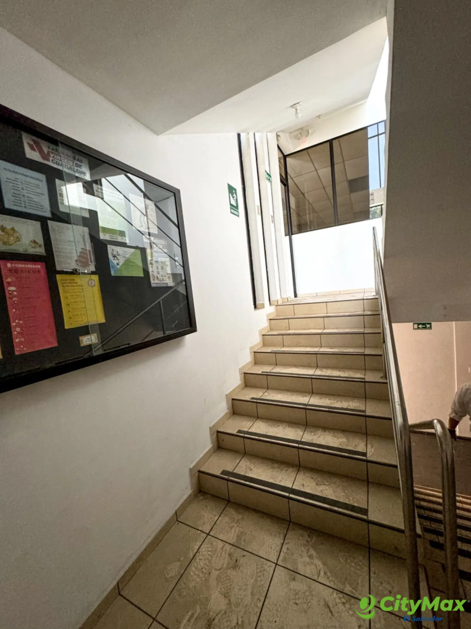 Edificio comercial en venta y renta Colonia Médica  - foto 20