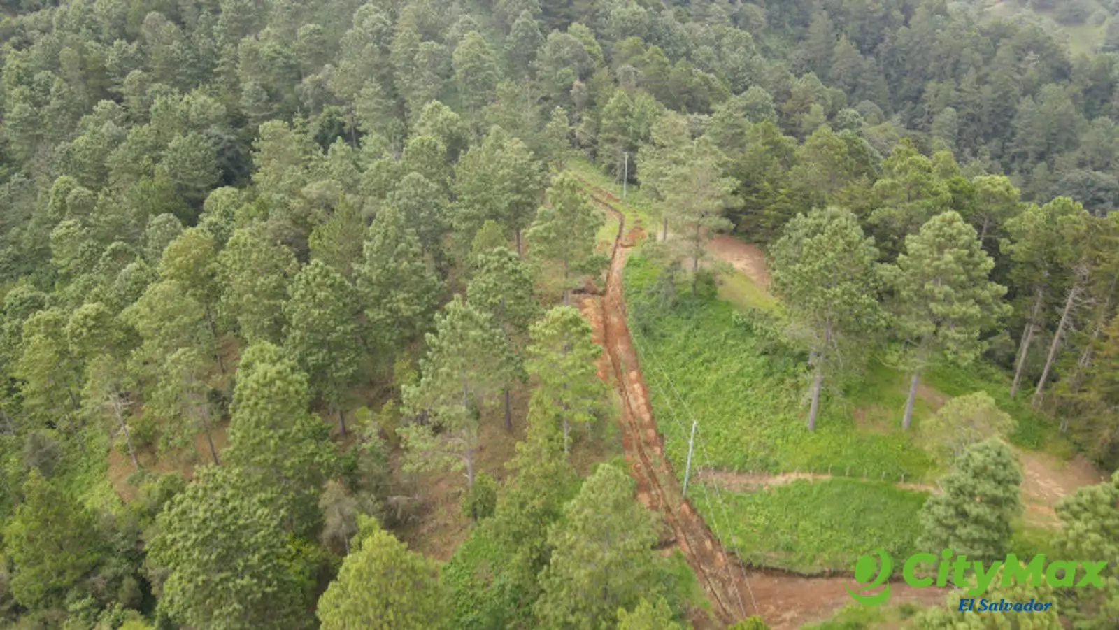 Terreno en venta en Alpes de San Ignacio Chalatenango - foto 3