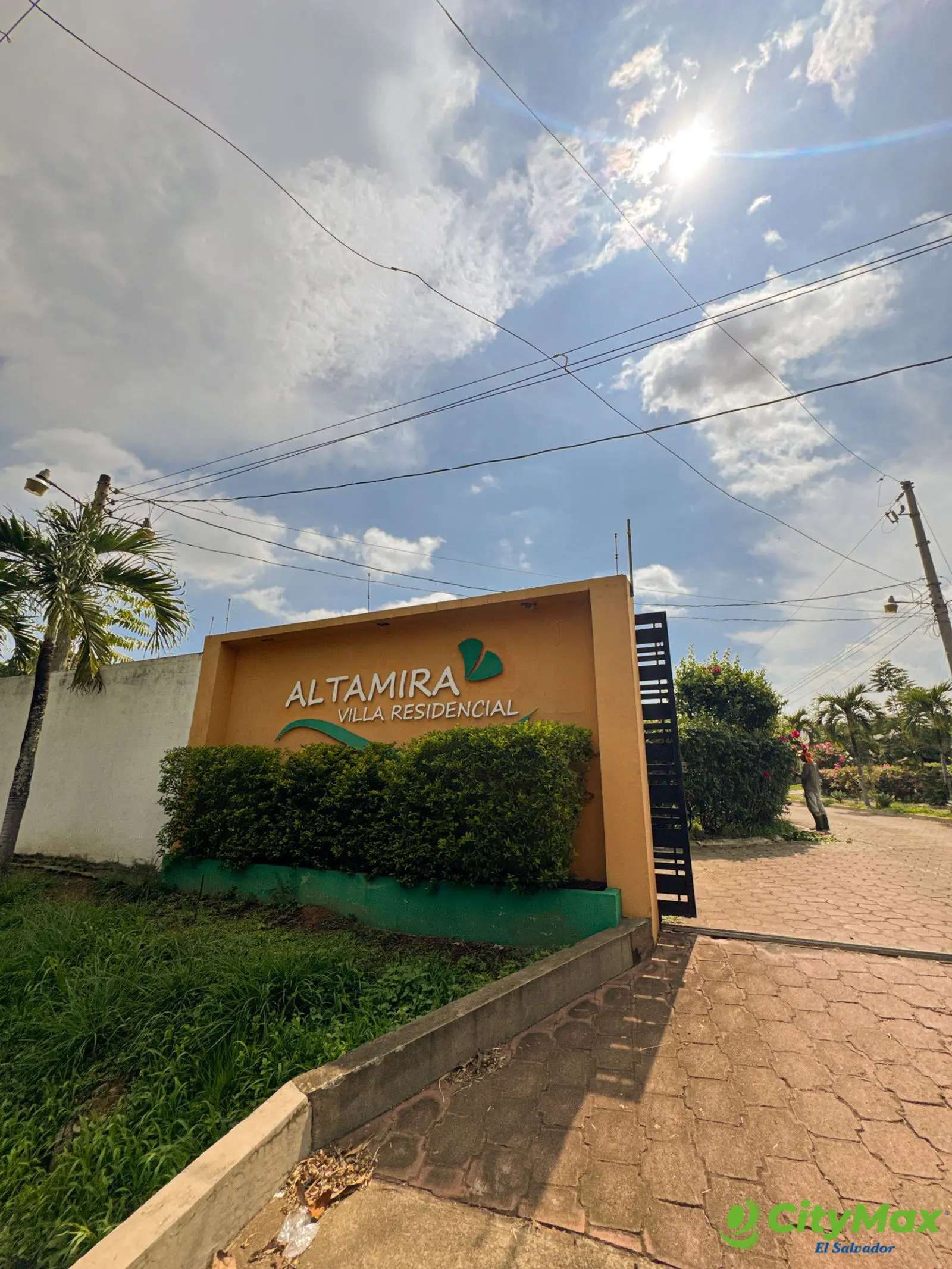 Casa en venta en Sonsonate a estrenar - Portón de la Residencial