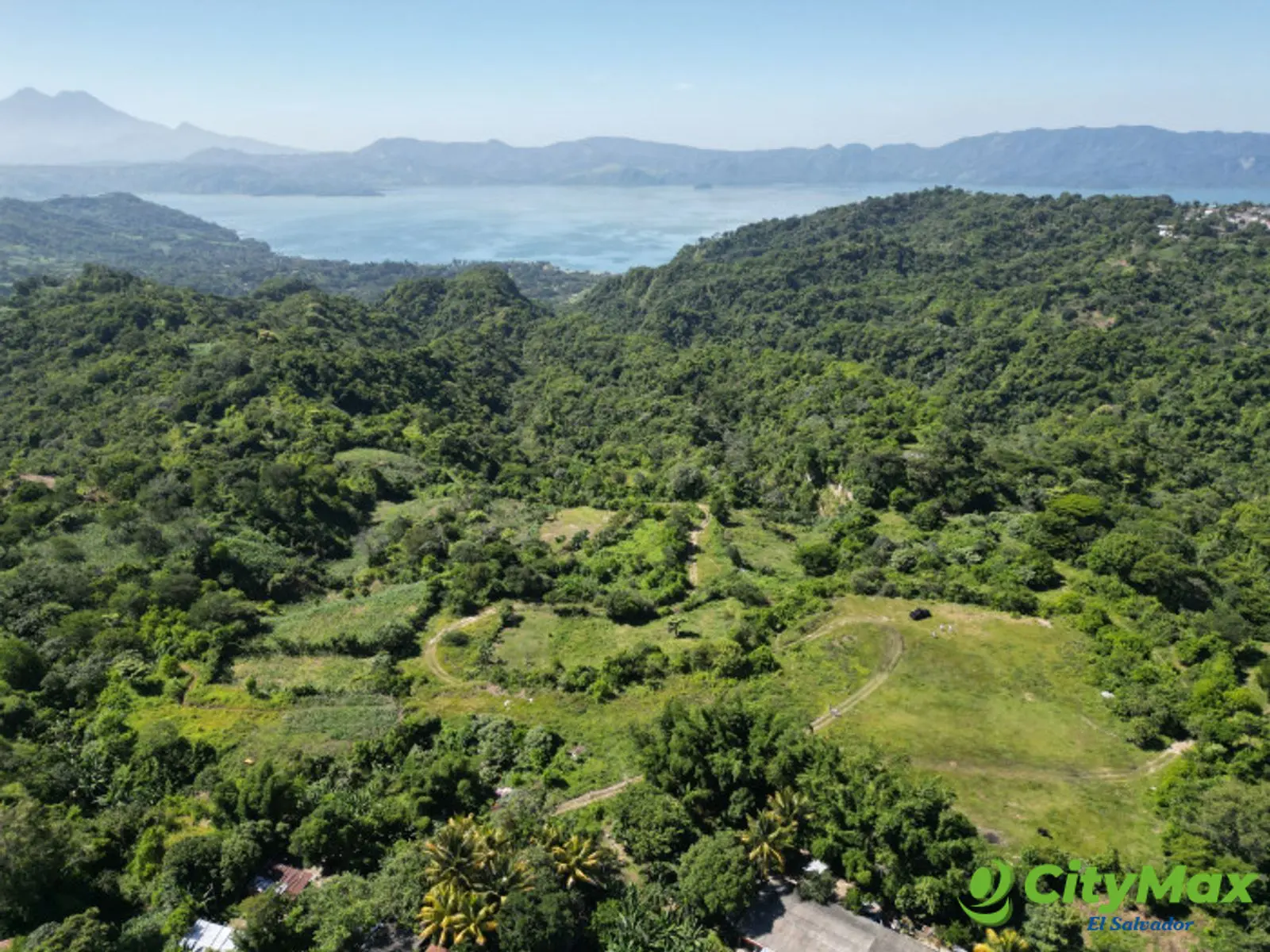 34 manzanas con vista al lago de Ilopango ideal paneles - foto 2