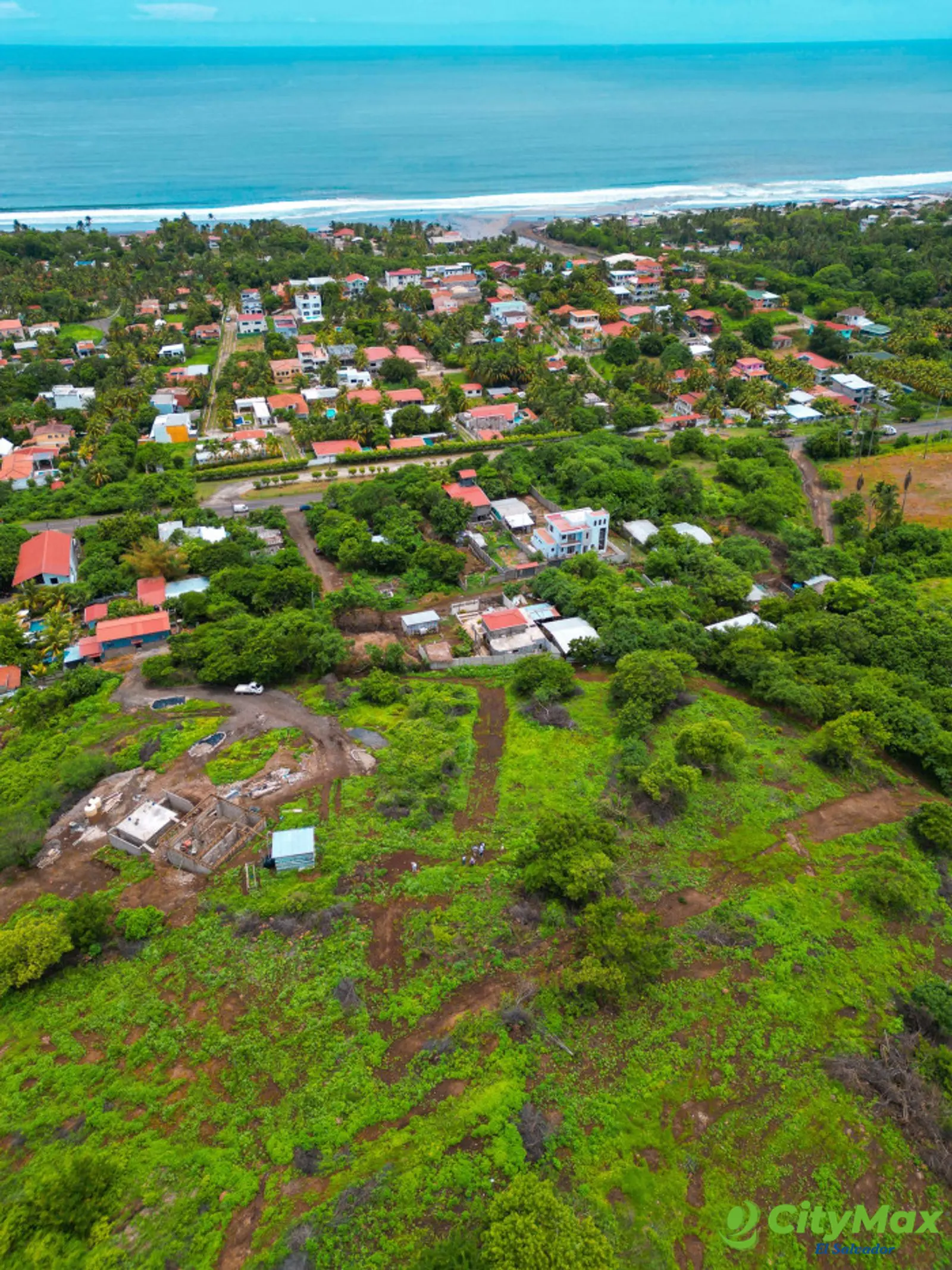 El mejor terreno frente a San Blas en Surf City  - foto 2