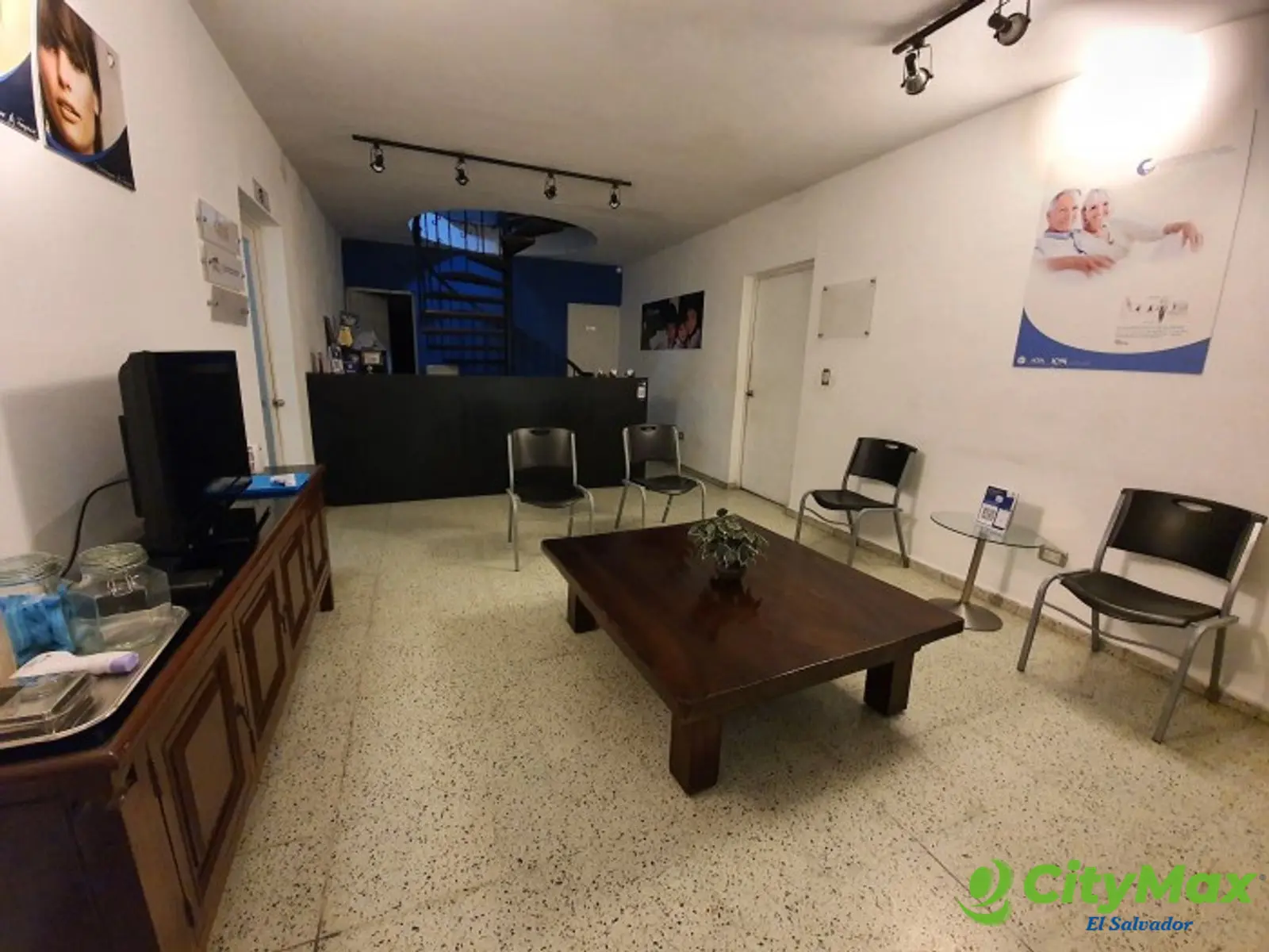 Oficina en ALQUILER en Colonia Escalón - foto 11